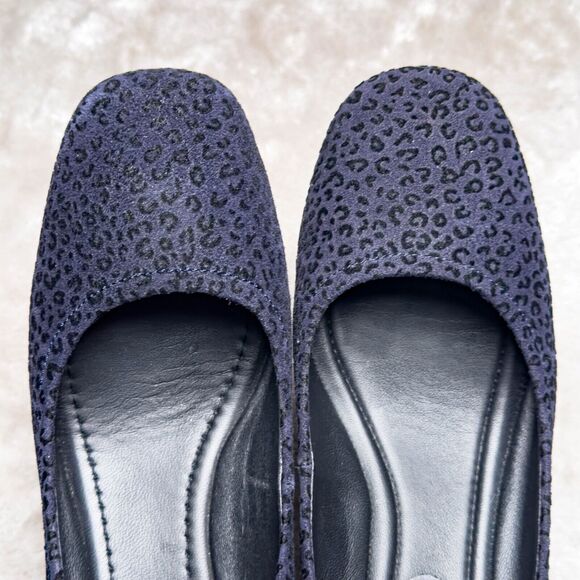 Donald Pliner Navy Suede Leopard Print Square Toe Block Heel Pumps Womens Size 7 - Picture 12 of 16